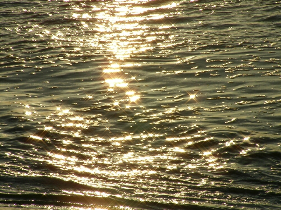 Sonnenuntergang am Meer ... ein Goldenes Elixier ... relax Your mind ... Meditation, das ist Urlaub fr den Geist